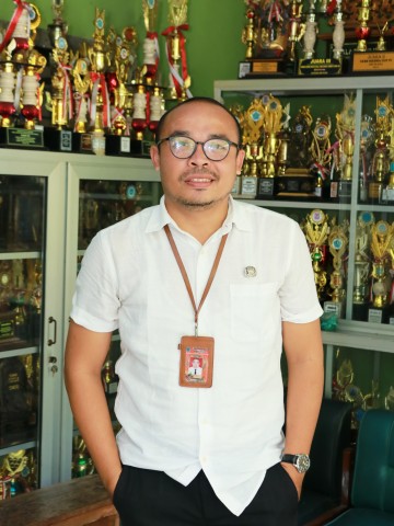 I Made Adi Wirayana, S.Pd.